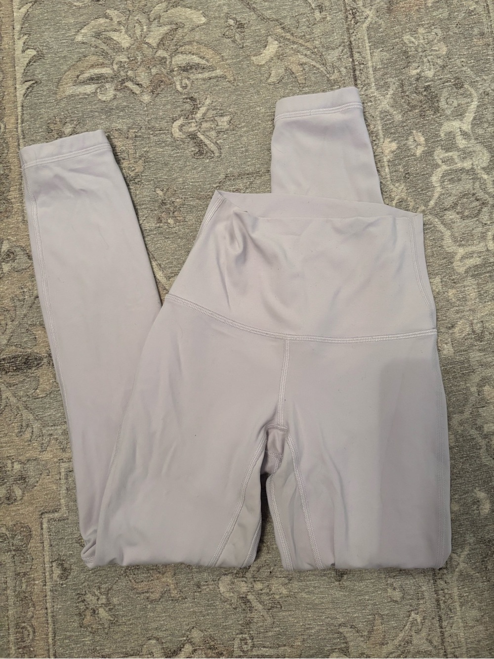 Lululemon lilac leggings